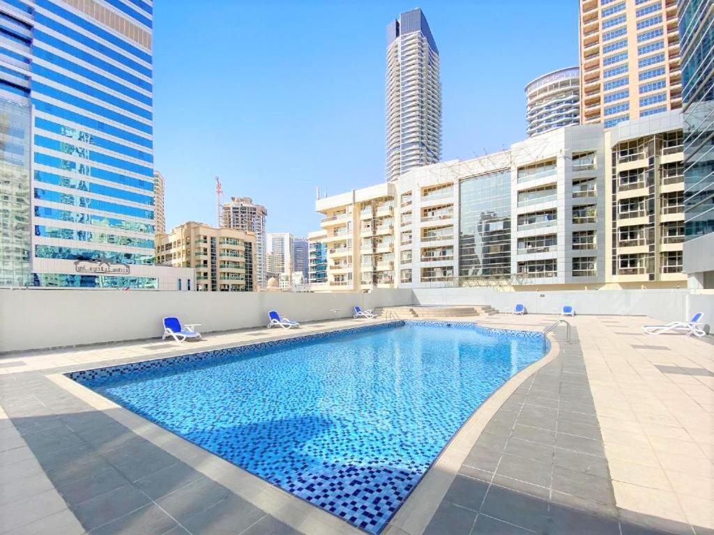 Apartamento Heart Of Marina - Marina Diamond 2 Dubái Exterior foto